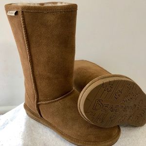 New Bearpaw suede fur-lined boots
